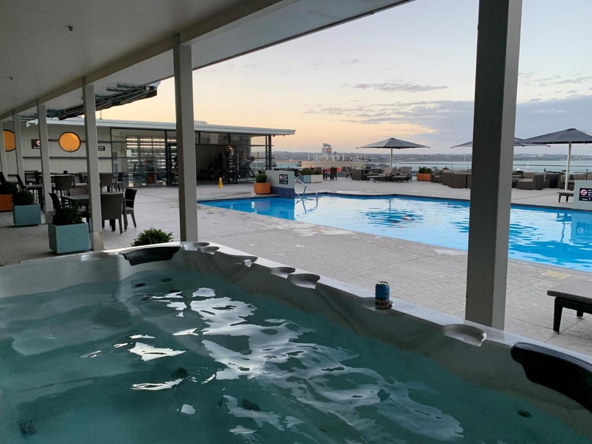 Cute Heritage Studio , Pools And Gym! Auckland Luaran gambar